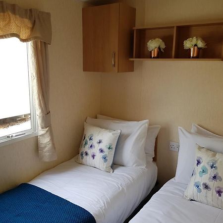 Hotel Pitch & Canvas - Self Catering At Broad Oak Farm Tattenhall Exteriér fotografie