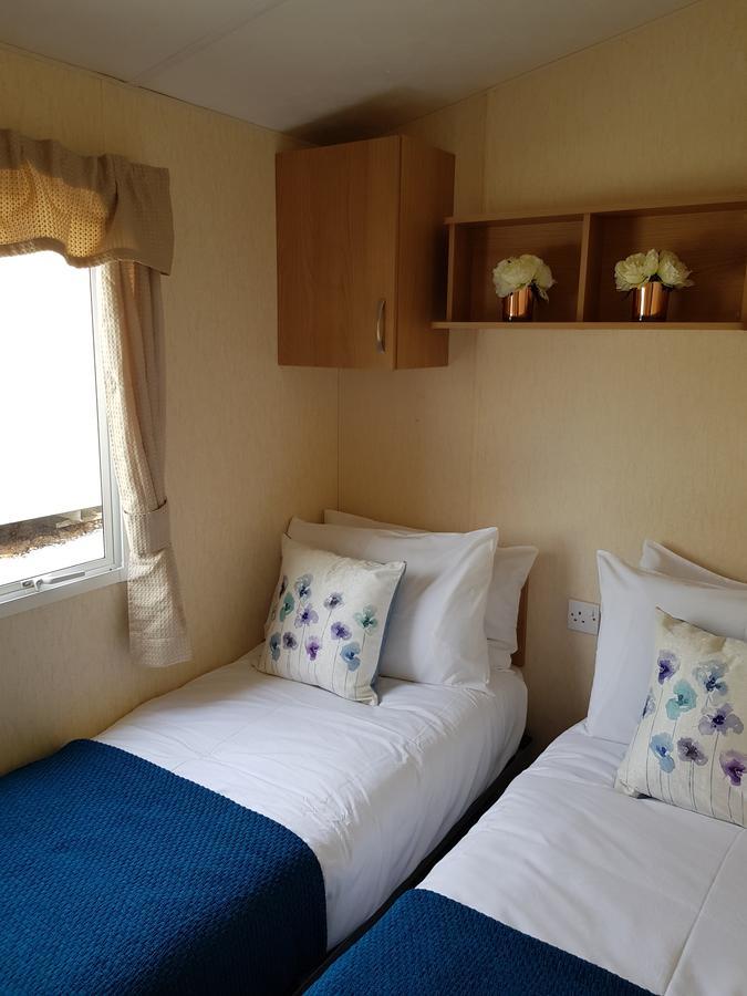 Hotel Pitch & Canvas - Self Catering At Broad Oak Farm Tattenhall Exteriér fotografie