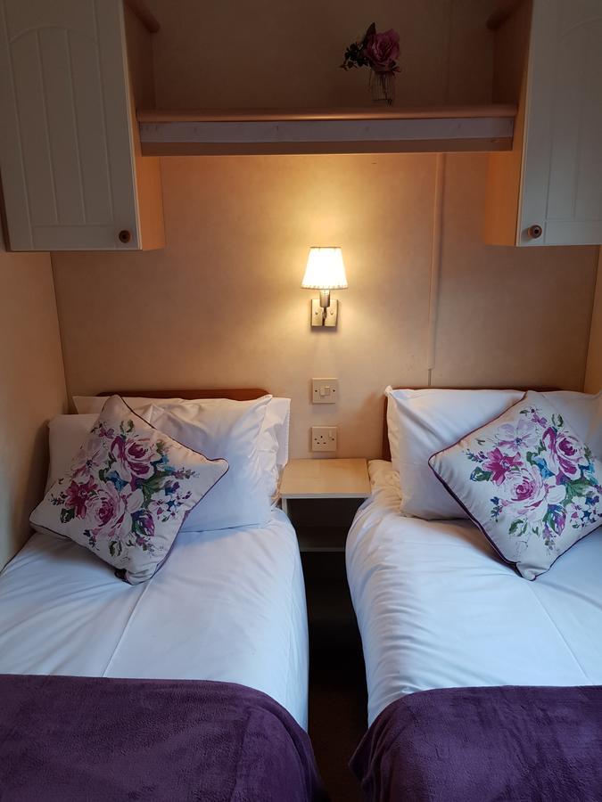 Hotel Pitch & Canvas - Self Catering At Broad Oak Farm Tattenhall Exteriér fotografie